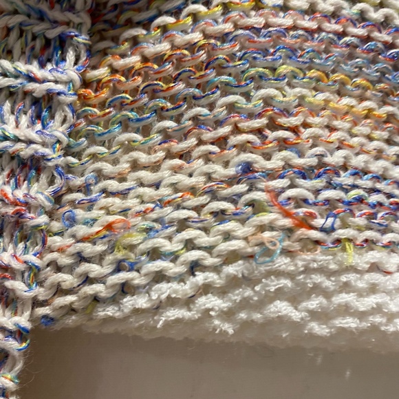 Akemi + Kin Anthropologie Feminine Open Knit V-Neck Poncho Light Sweater. O/S - Picture 13 of 16